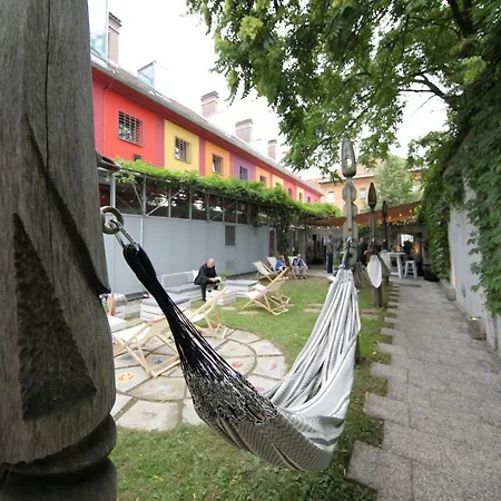 Celica Vandrerhjem Ljubljana