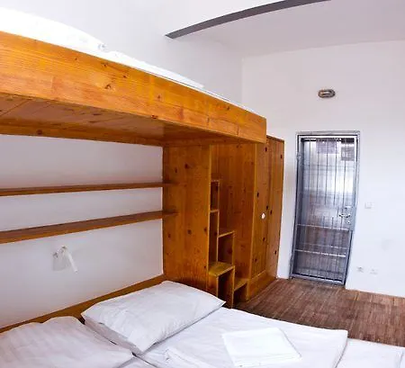 Celica Любляна