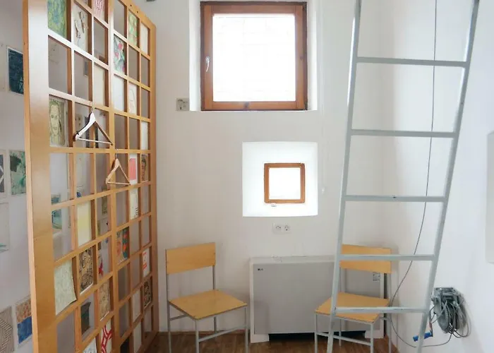 Celica Hostel Λιουμπλιάνα