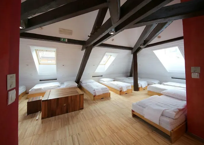 Celica Hostel Λιουμπλιάνα