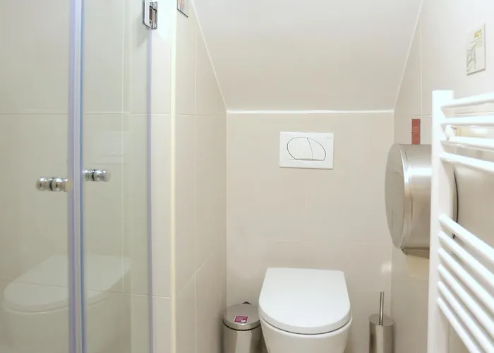 Celica אכסניה *